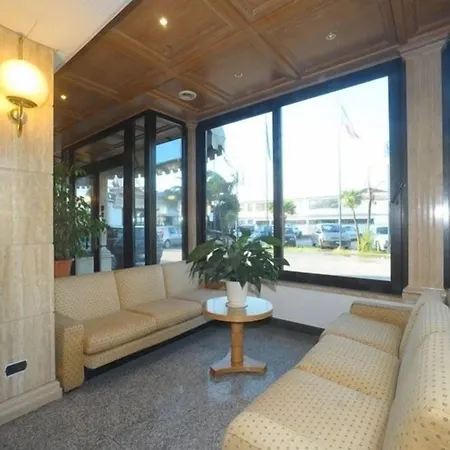Hotel L'aquila Pomezia