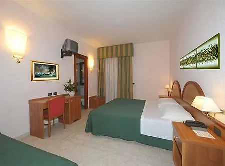 L'aquila Hotel Pomezia