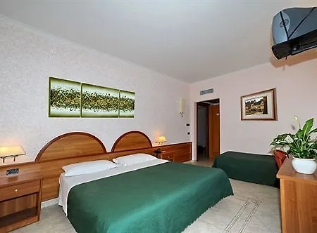 L'aquila 3*